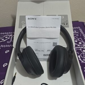 Sony Over-Ear Wireless Noise-Canceling Headphones - Black